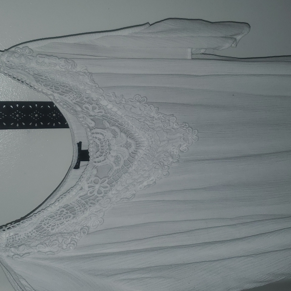 Torrid 3X White off the shoulder top